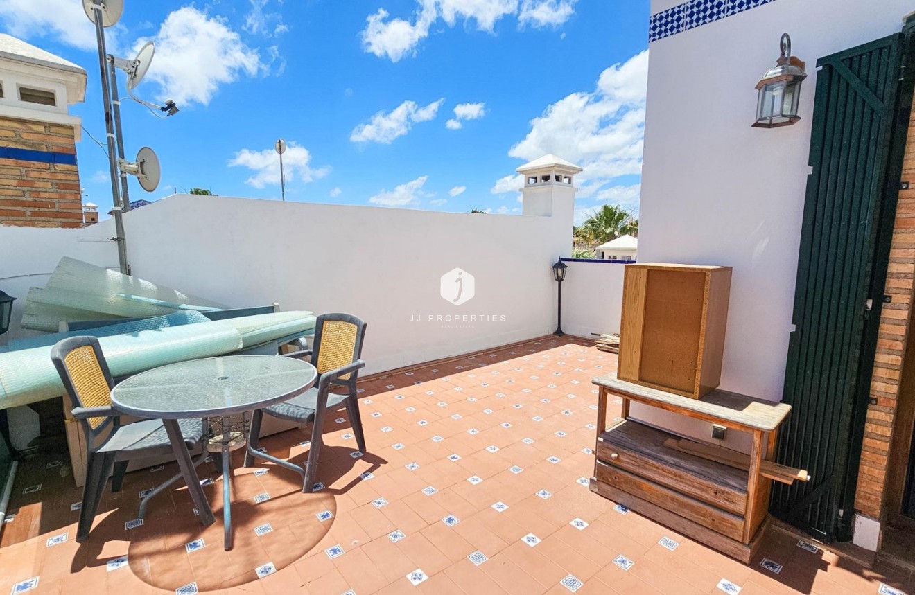 Aus zweiter Hand - Chalet -
Orihuela Costa - PAU 8