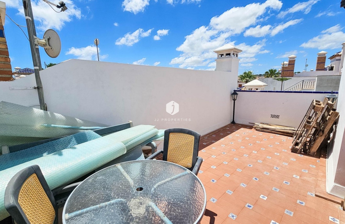 Aus zweiter Hand - Chalet -
Orihuela Costa - PAU 8