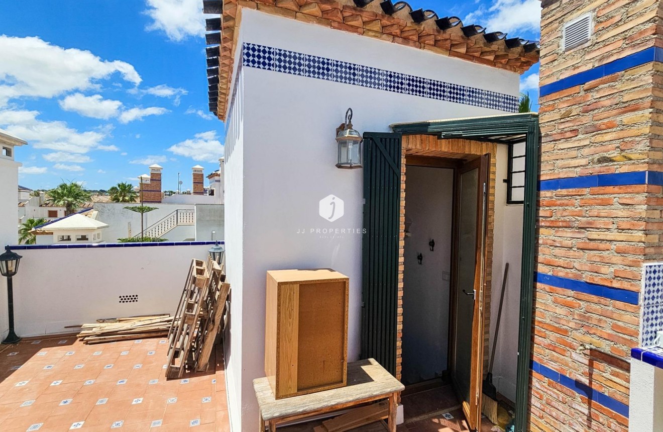 Aus zweiter Hand - Chalet -
Orihuela Costa - PAU 8