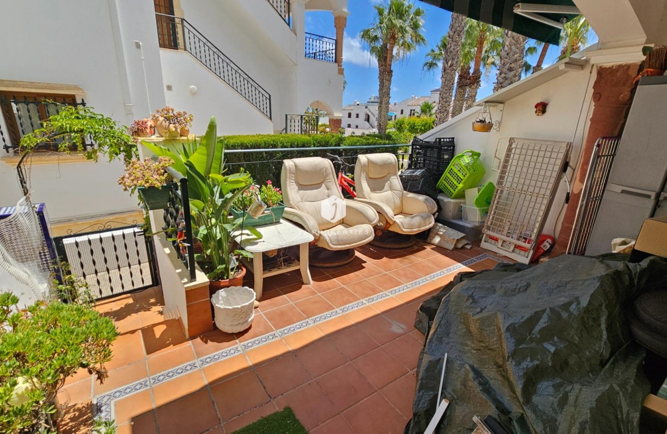Aus zweiter Hand - Chalet -
Orihuela Costa - PAU 8