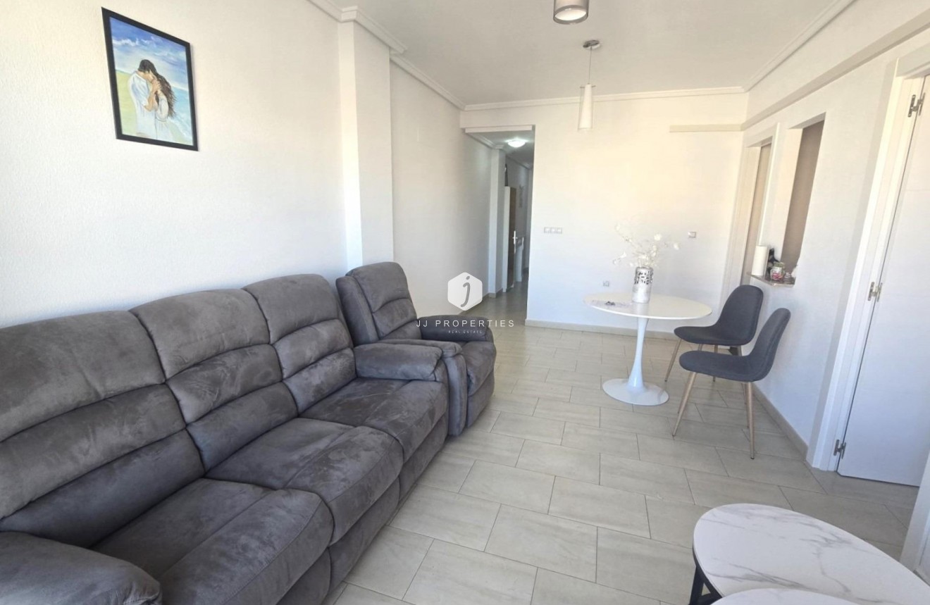 D'occasion - Appartement -
Torrevieja - Centro