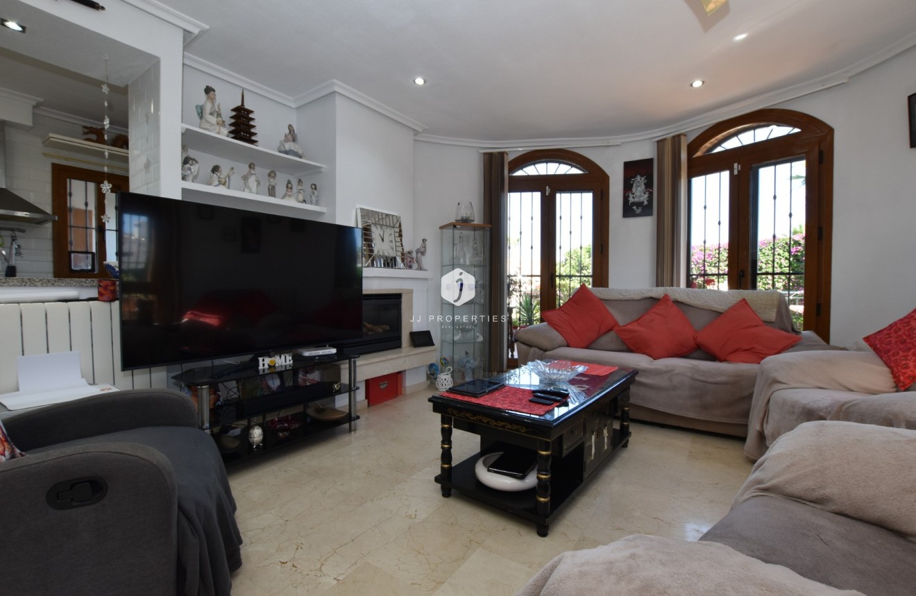 Resale - Villa -
Algorfa - Inland