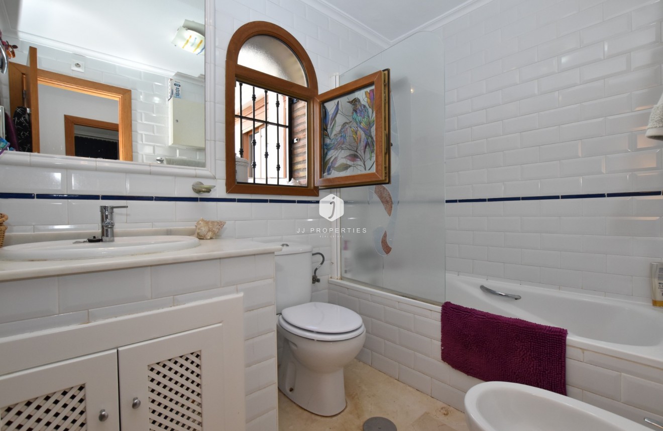 Resale - Villa -
Algorfa - Inland