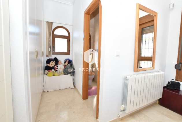 Resale - Villa -
Algorfa - Inland