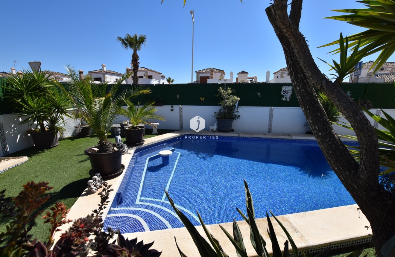Resale - Villa -
Algorfa - Inland