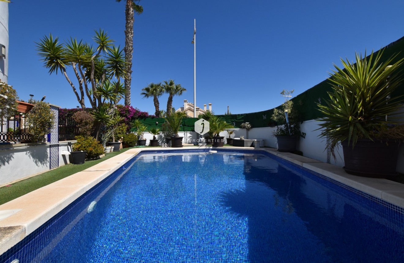 Resale - Villa -
Algorfa - Inland