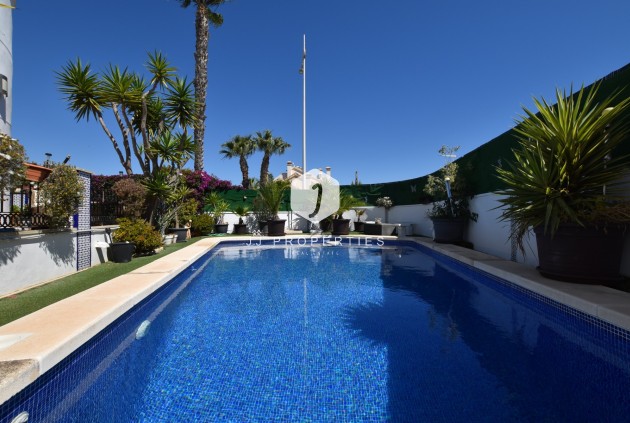 Resale - Villa -
Algorfa - Inland