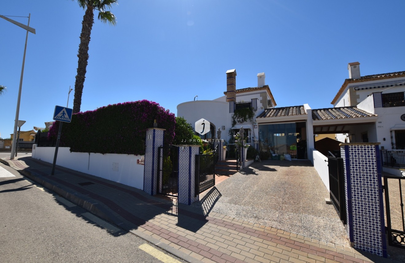 Resale - Villa -
Algorfa - Inland