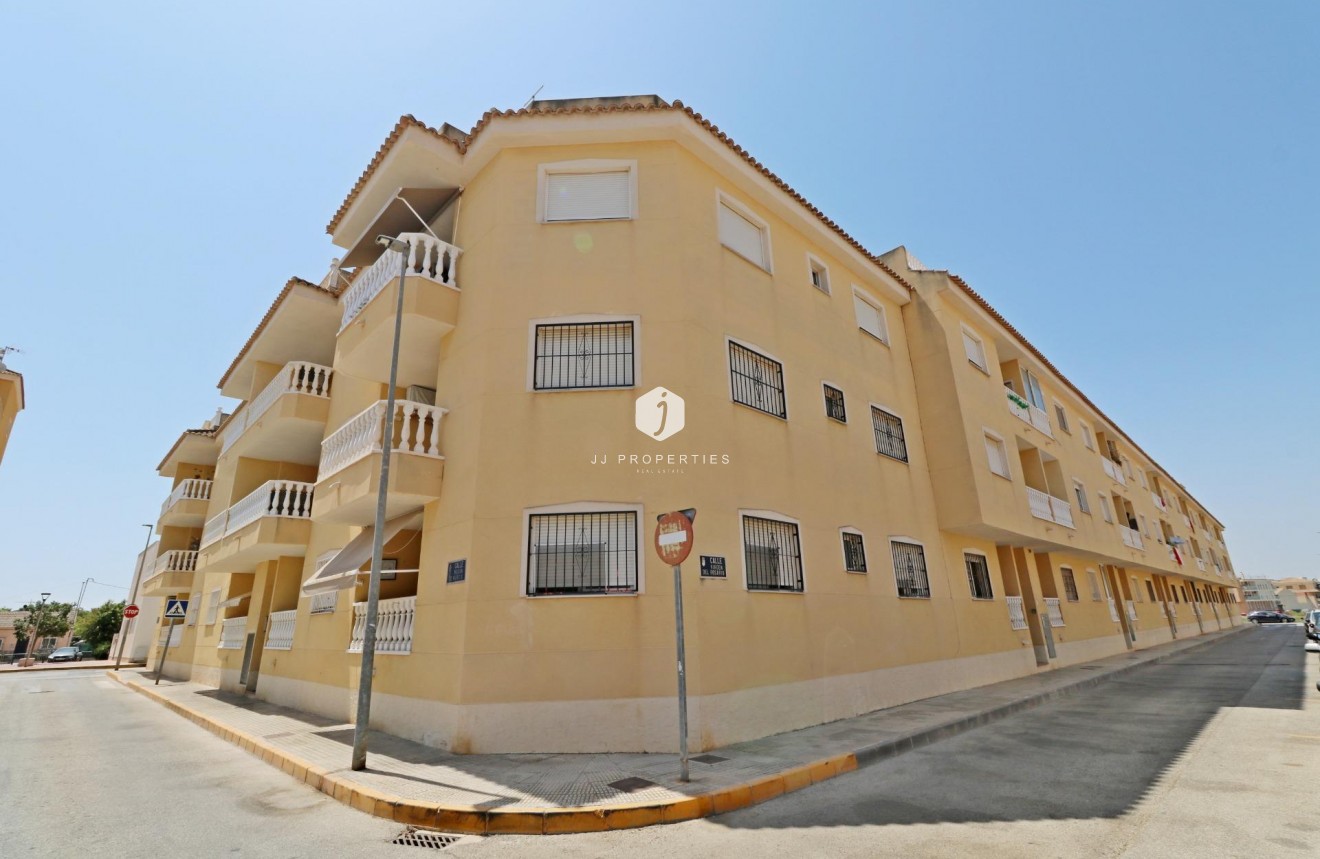 D'occasion - Attique -
Formentera del Segura - Pueblo 5