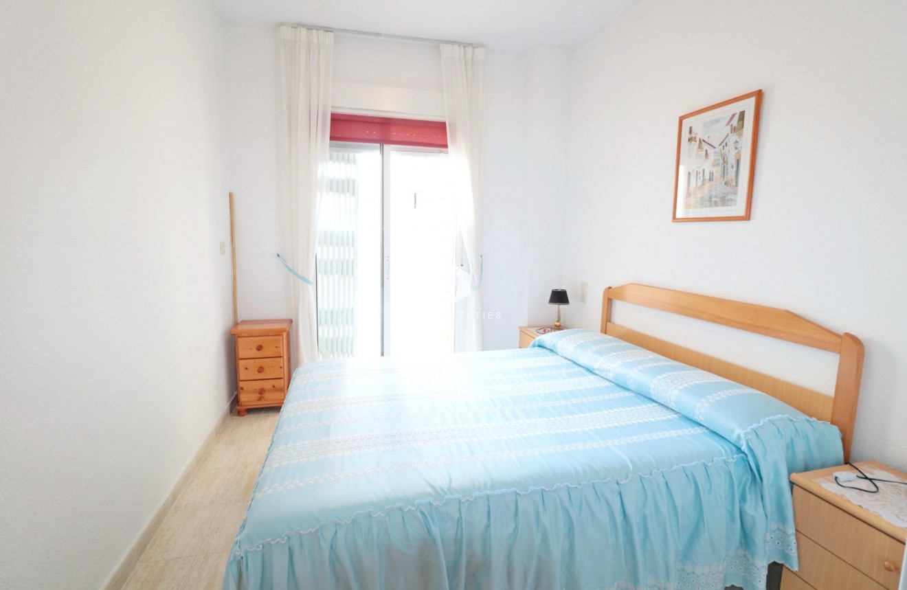 Tweedehands - Appartement / flat -
Torrevieja - Acequion