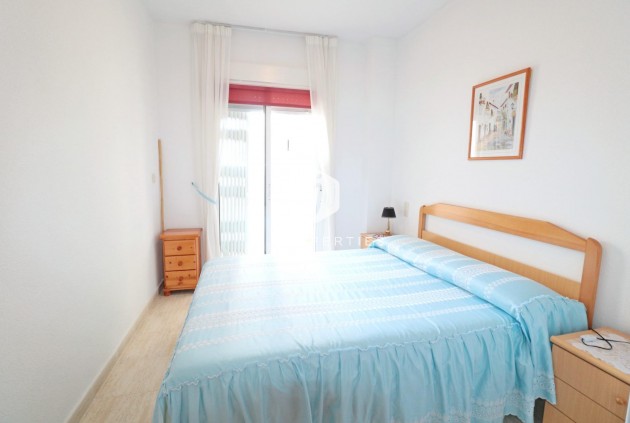 Tweedehands - Appartement / flat -
Torrevieja - Acequion