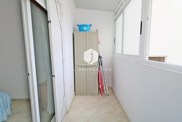 Tweedehands - Appartement / flat -
Torrevieja - Acequion