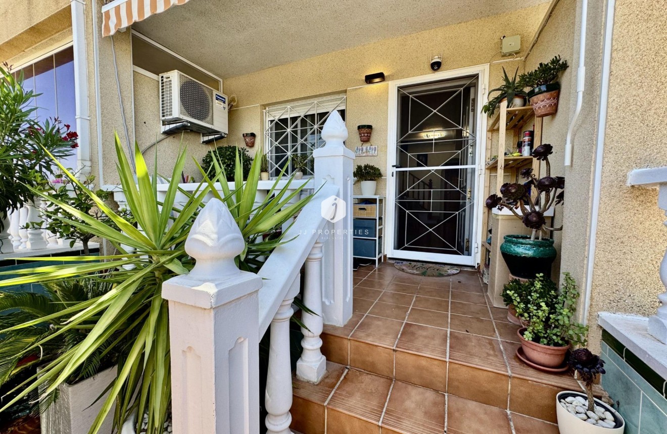 D'occasion - Chalet -
Torrevieja - La Siesta - El Salado - Torreta