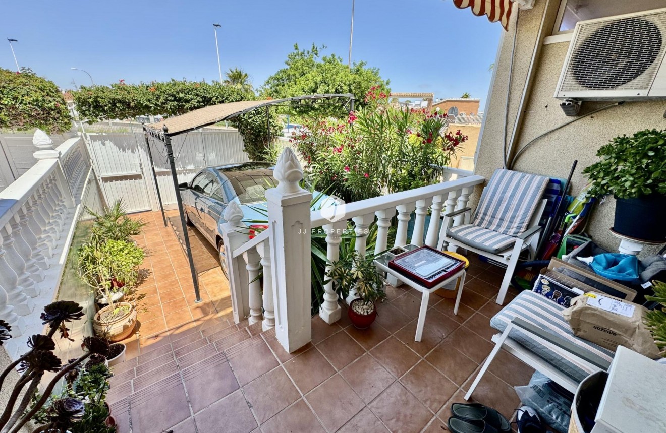D'occasion - Chalet -
Torrevieja - La Siesta - El Salado - Torreta