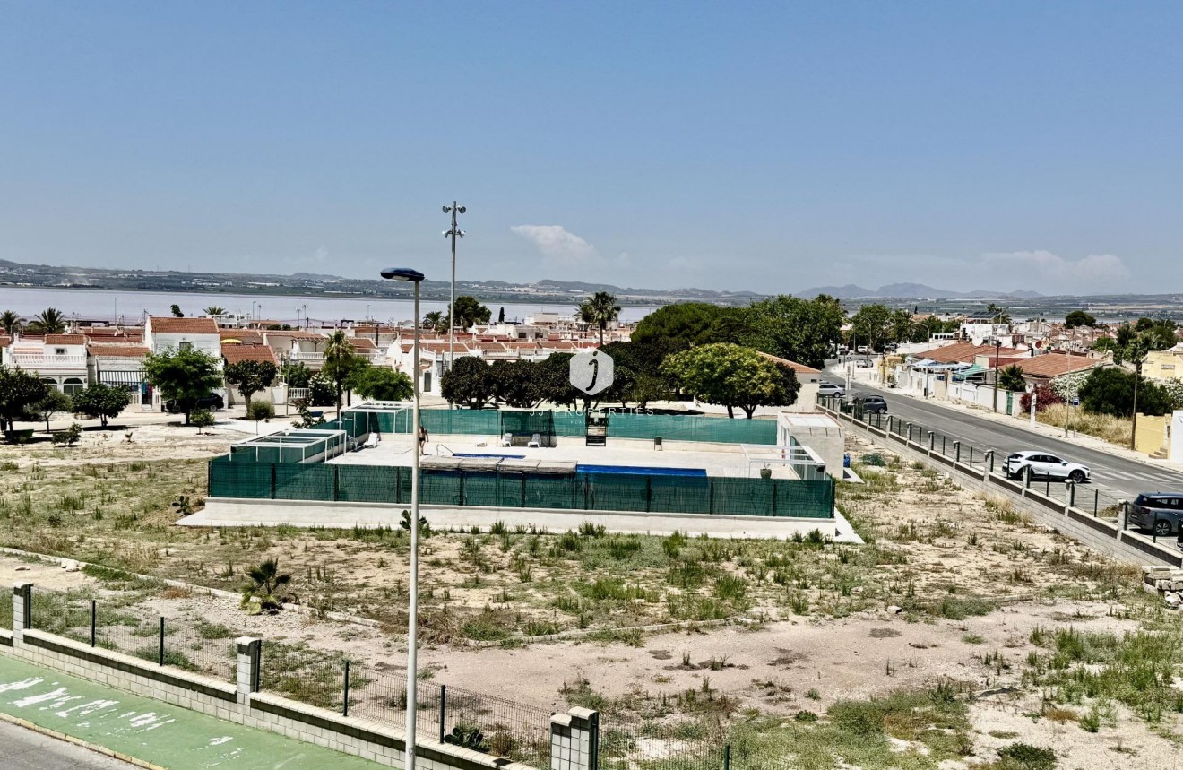 D'occasion - Chalet -
Torrevieja - La Siesta - El Salado - Torreta
