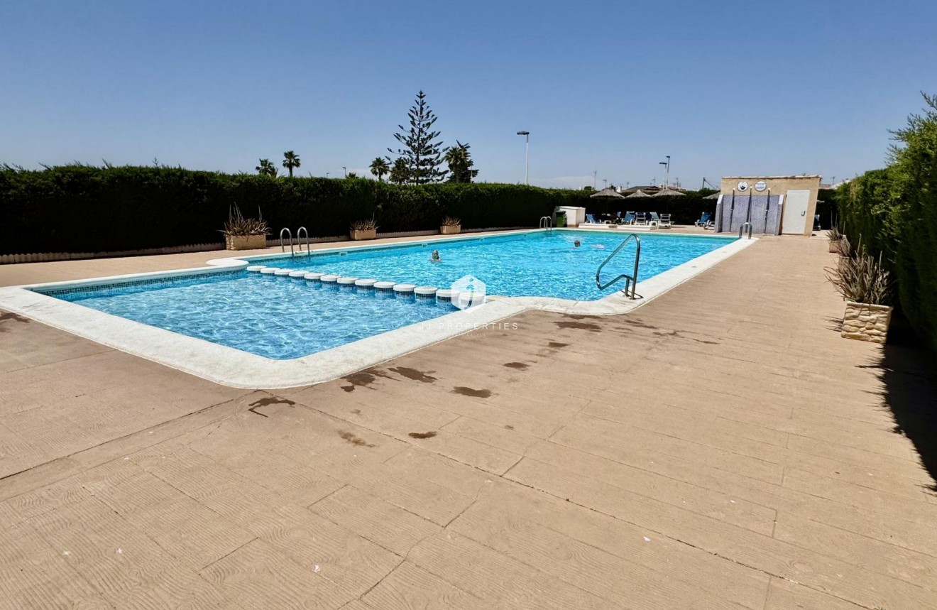 D'occasion - Chalet -
Torrevieja - La Siesta - El Salado - Torreta