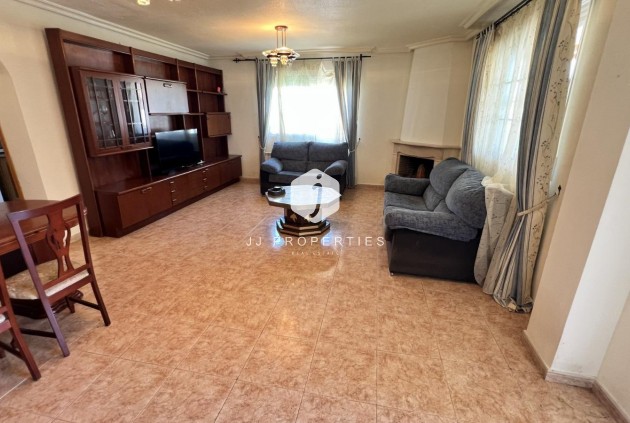 D'occasion - Villa -
Torrevieja - aguas nuevas