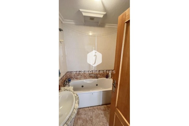 D'occasion - Villa -
Torrevieja - aguas nuevas