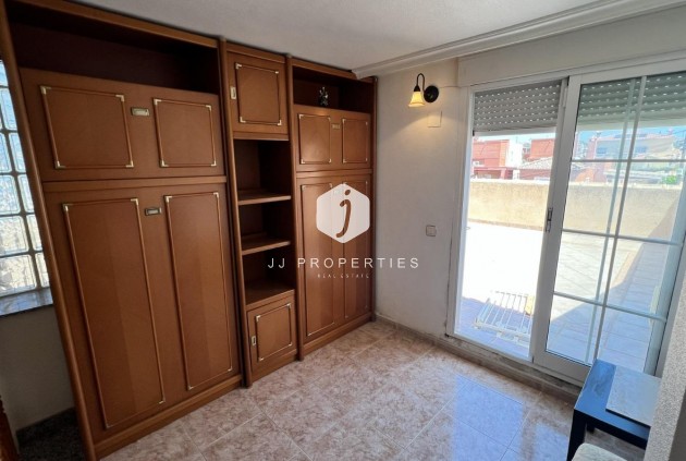 D'occasion - Villa -
Torrevieja - aguas nuevas