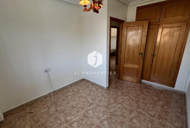 D'occasion - Villa -
Torrevieja - aguas nuevas