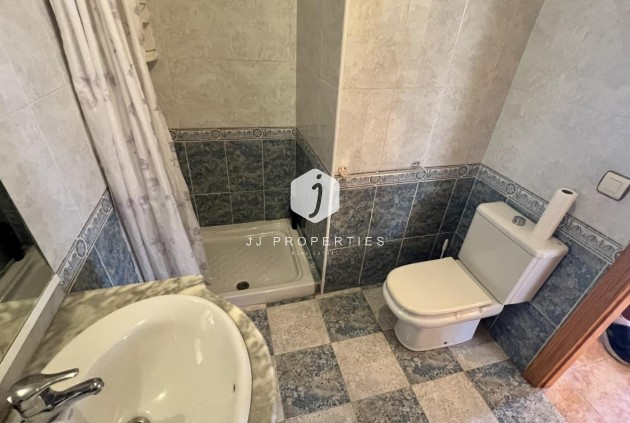 D'occasion - Villa -
Torrevieja - aguas nuevas