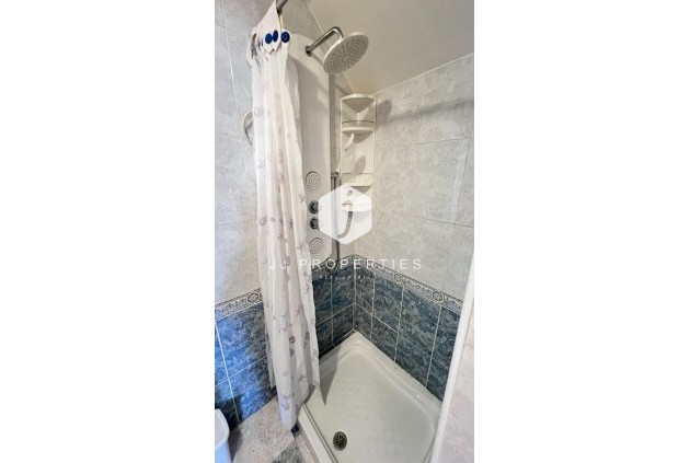 D'occasion - Villa -
Torrevieja - aguas nuevas