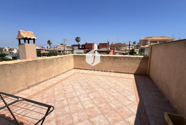 D'occasion - Villa -
Torrevieja - aguas nuevas