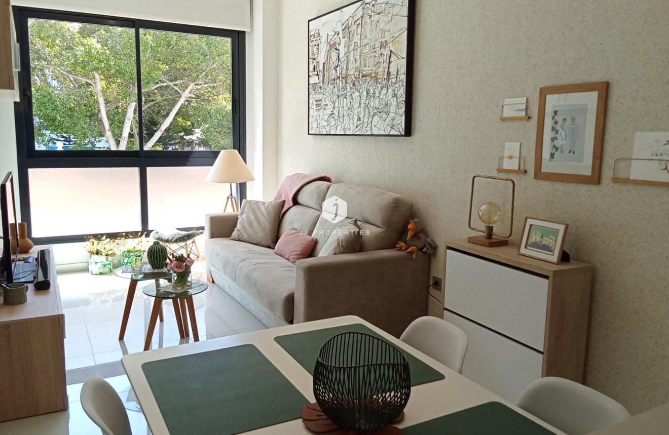 D'occasion - Appartement -
Torrevieja - Estacion de autobuses