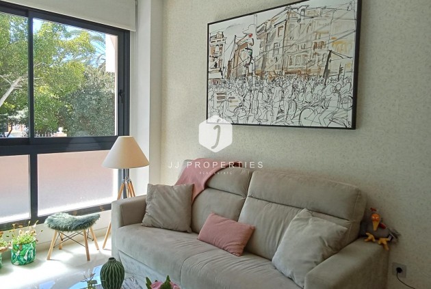 D'occasion - Appartement -
Torrevieja - Estacion de autobuses