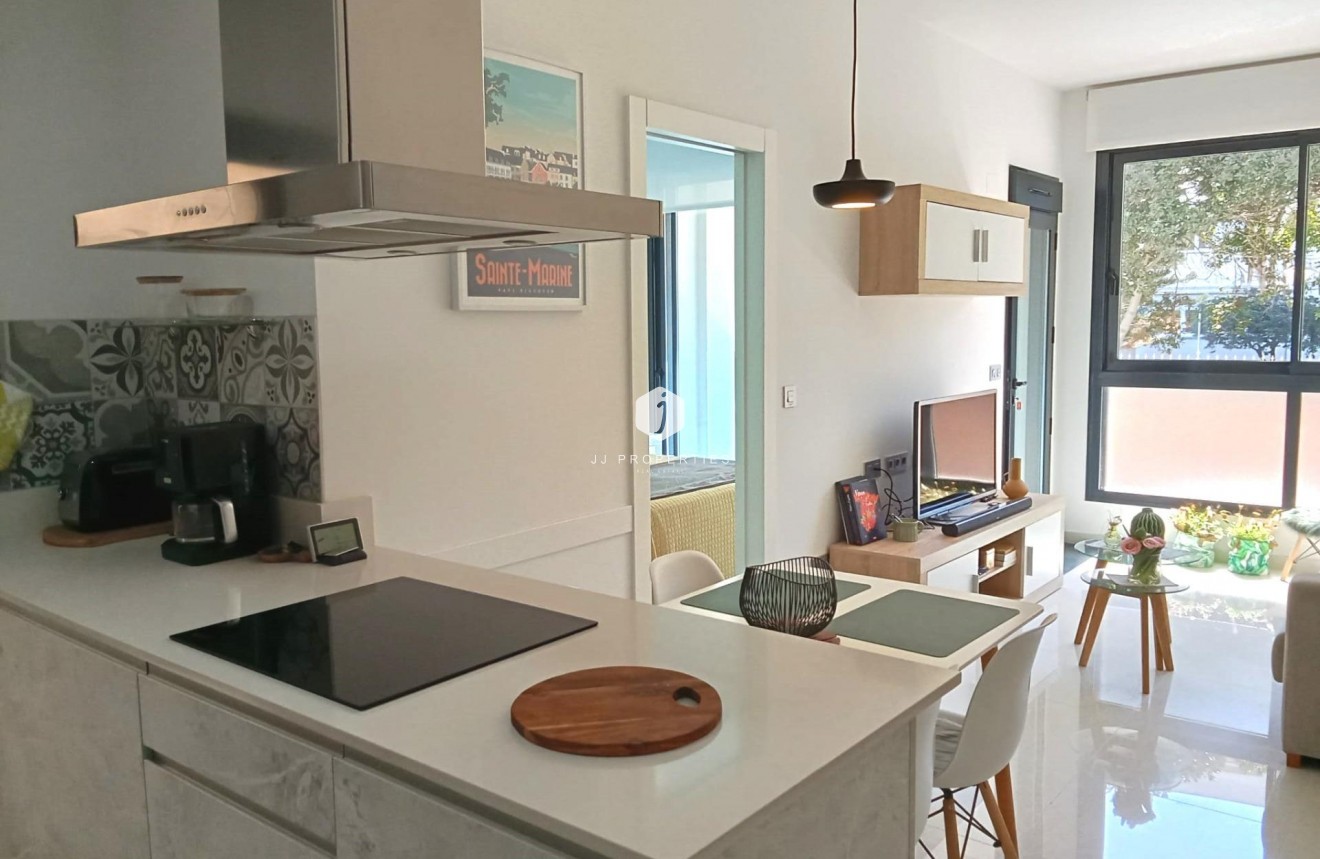 D'occasion - Appartement -
Torrevieja - Estacion de autobuses