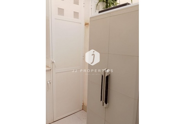 D'occasion - Appartement -
Torrevieja - Estacion de autobuses