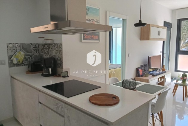D'occasion - Appartement -
Torrevieja - Estacion de autobuses