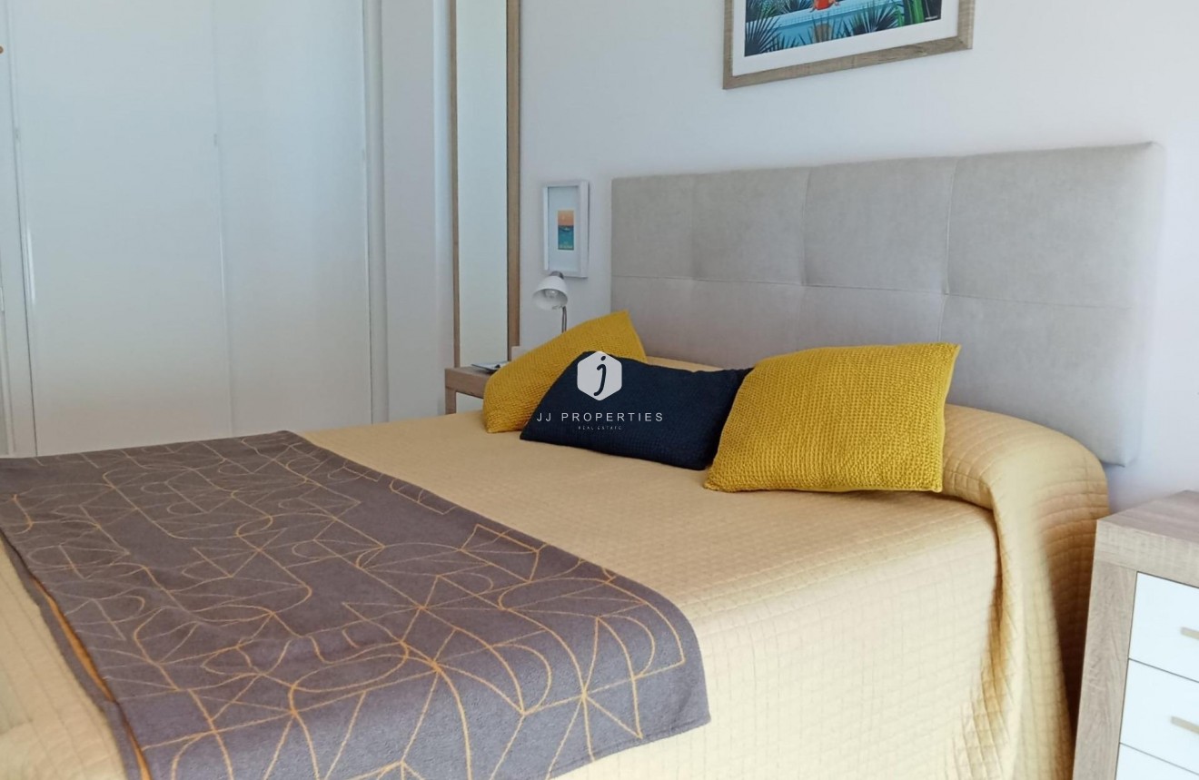 D'occasion - Appartement -
Torrevieja - Estacion de autobuses