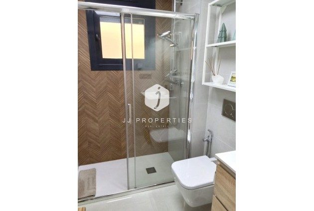 D'occasion - Appartement -
Torrevieja - Estacion de autobuses
