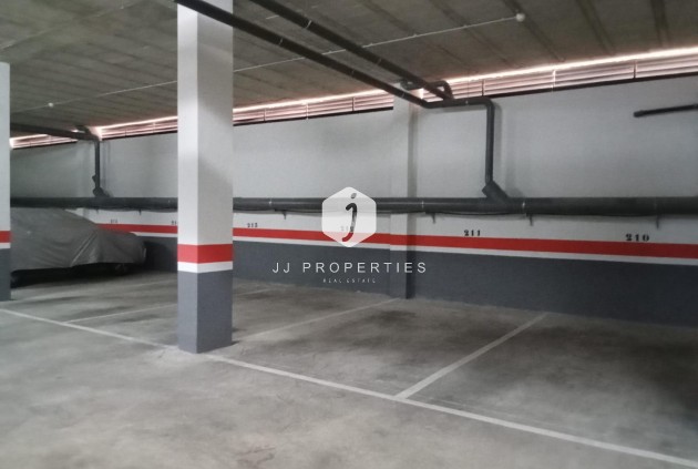 D'occasion - Appartement -
Torrevieja - Estacion de autobuses