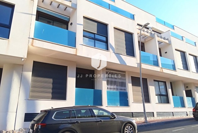 D'occasion - Appartement -
Torrevieja - Estacion de autobuses