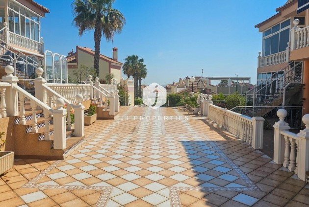 Aus zweiter Hand - Bungalow -
Orihuela Costa - Los Altos
