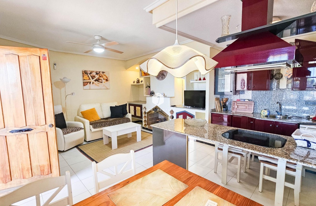 Aus zweiter Hand - Bungalow -
Orihuela Costa - Los Altos