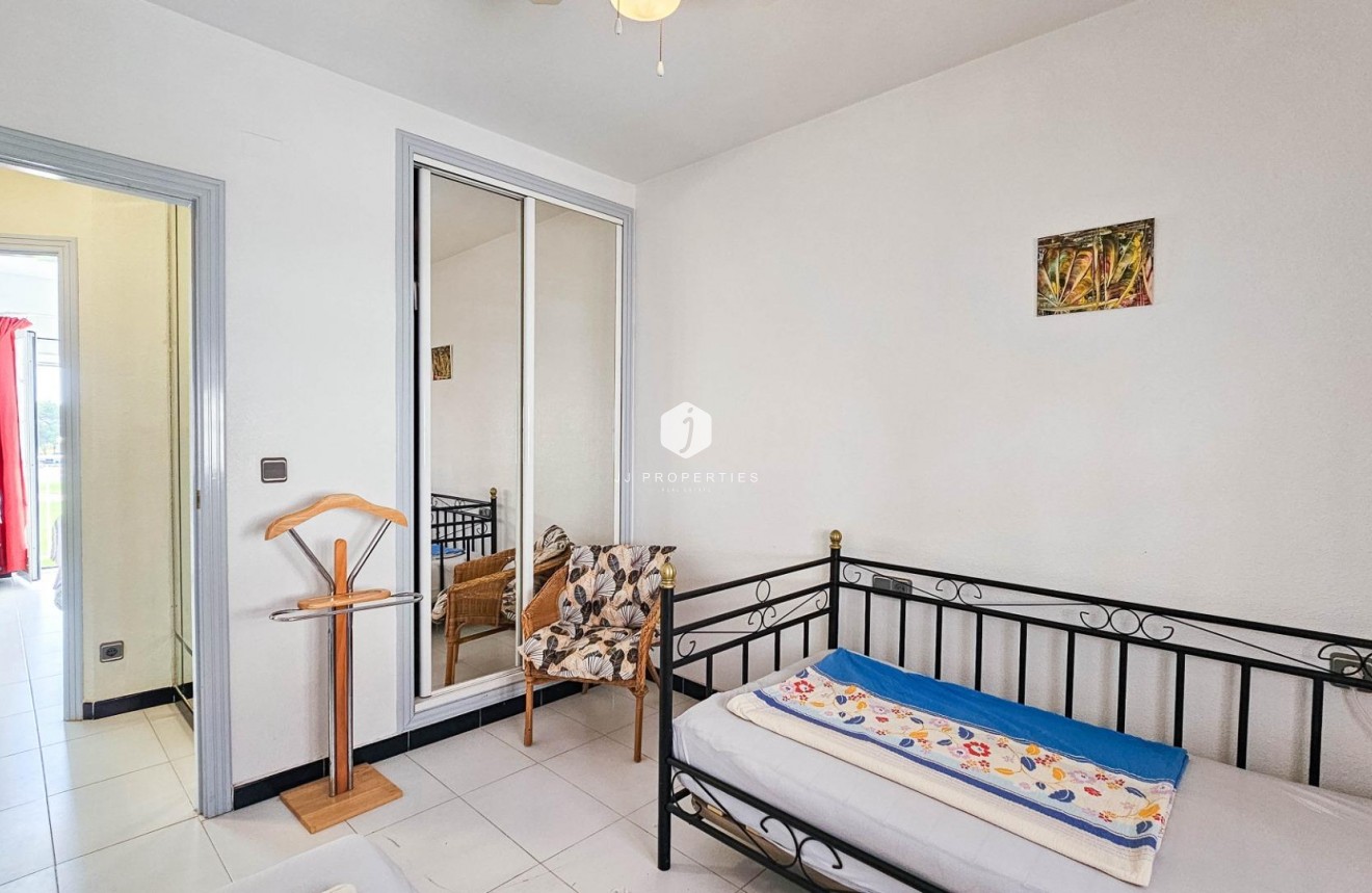 Aus zweiter Hand - Bungalow -
Orihuela Costa - Los Altos