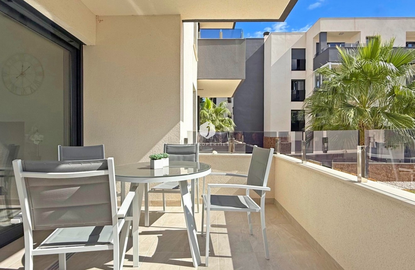Resale - Apartment / flat -
Orihuela Costa - Costa Blanca