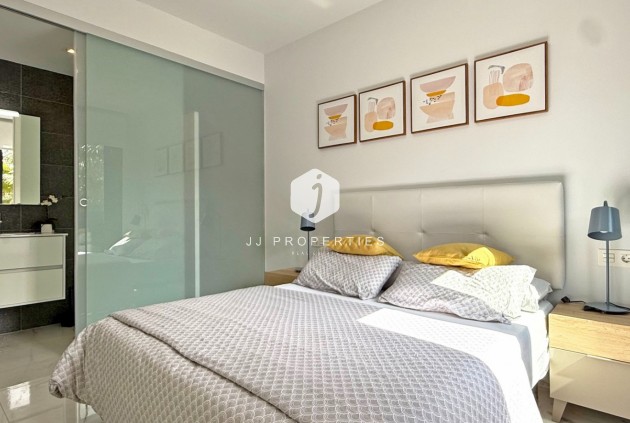 Resale - Apartment / flat -
Orihuela Costa - Costa Blanca