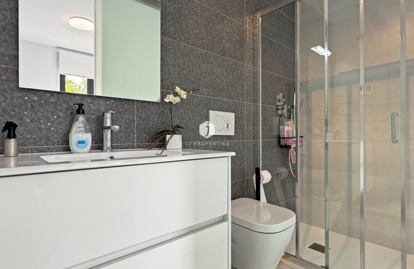 Resale - Apartment / flat -
Orihuela Costa - Costa Blanca