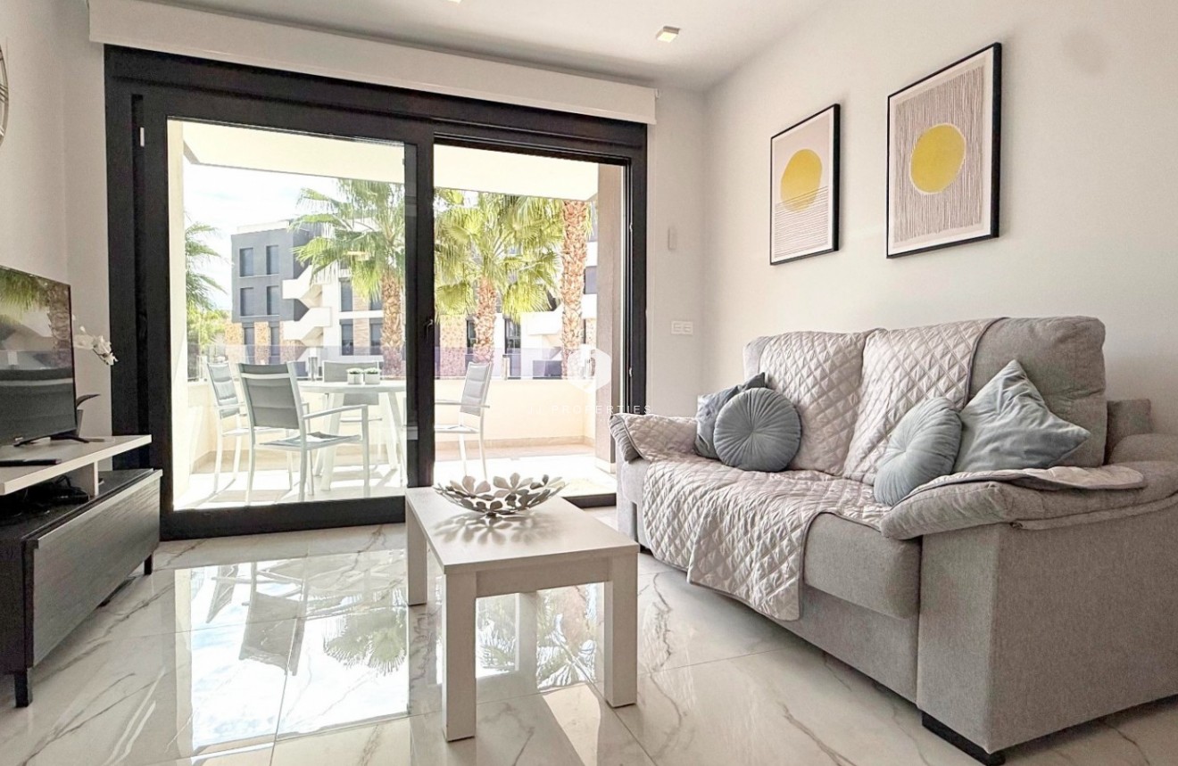 Resale - Apartment / flat -
Orihuela Costa - Costa Blanca