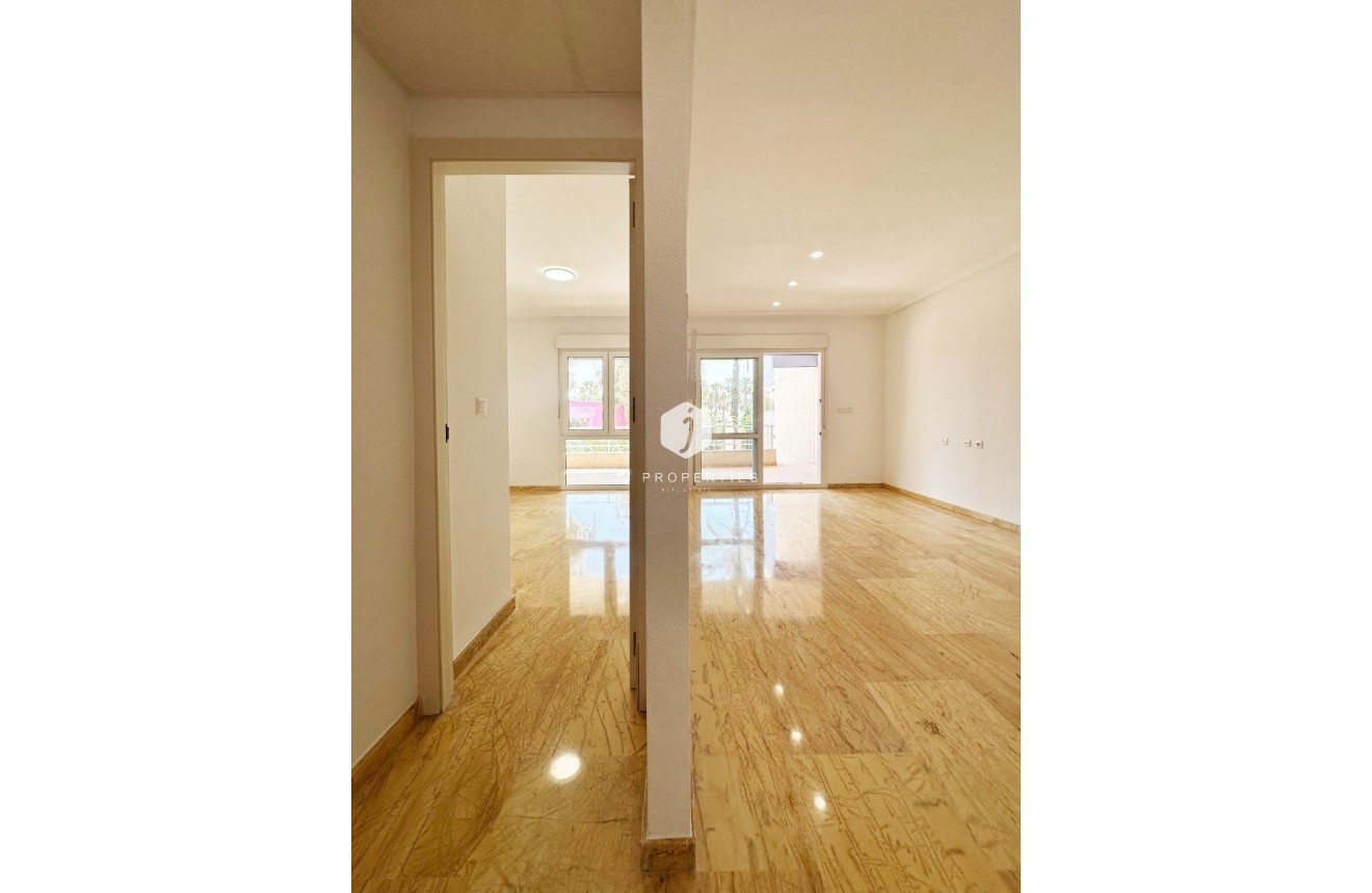 Tweedehands - Appartement / flat -
Orihuela Costa - Costa Blanca