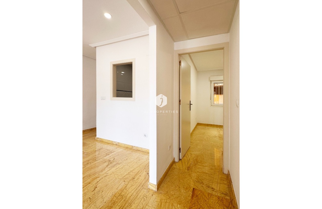 Tweedehands - Appartement / flat -
Orihuela Costa - Costa Blanca