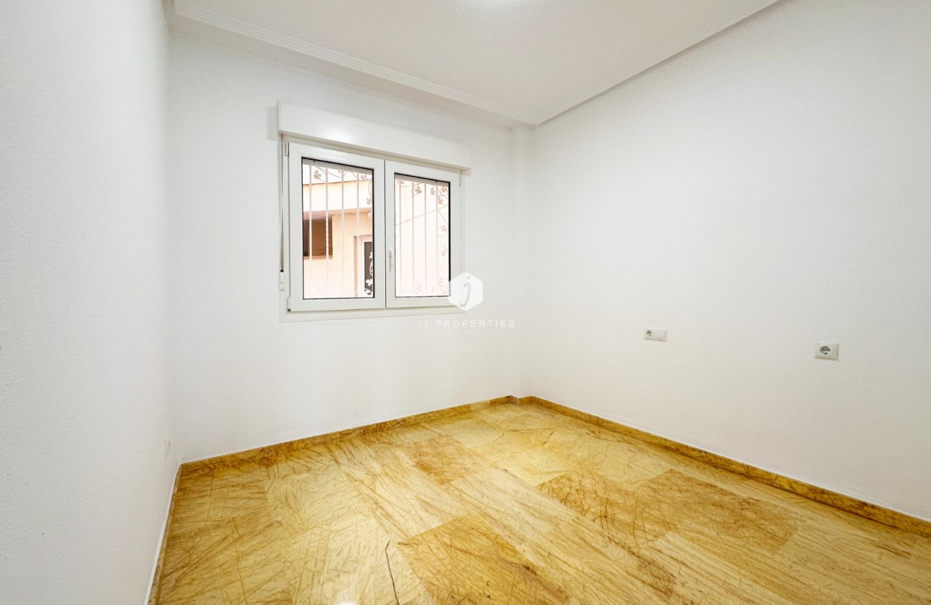 Tweedehands - Appartement / flat -
Orihuela Costa - Costa Blanca