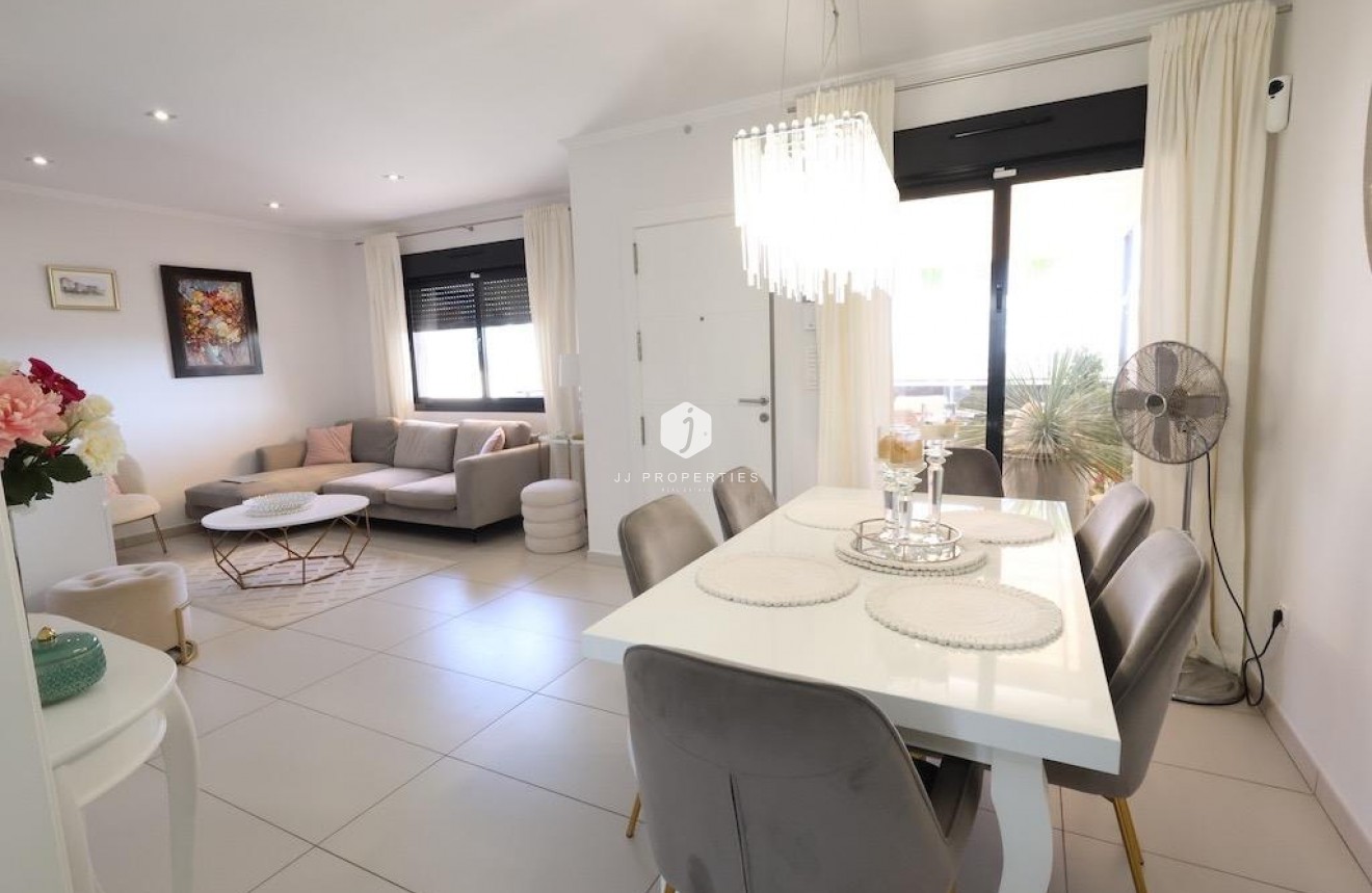 Resale - Duplex -
Orihuela Costa - Costa Blanca