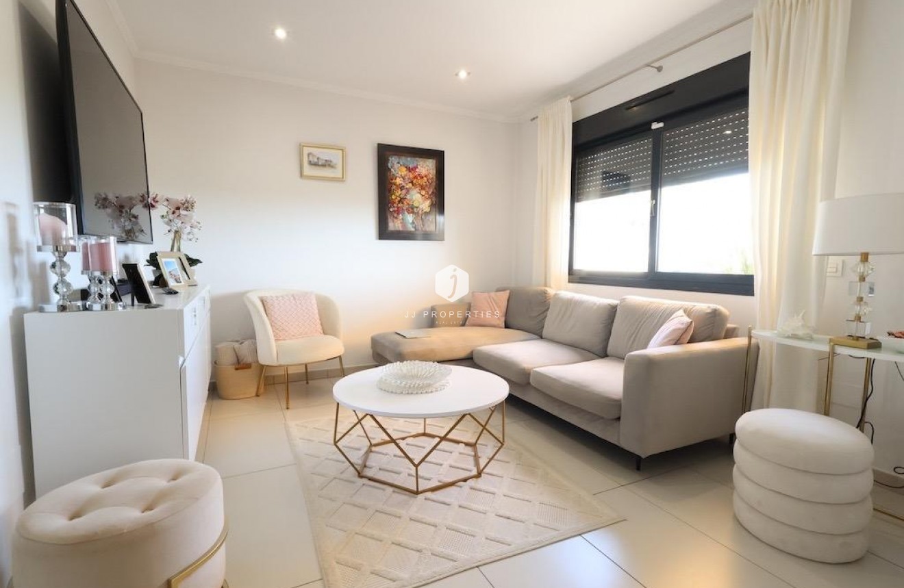 Resale - Duplex -
Orihuela Costa - Costa Blanca