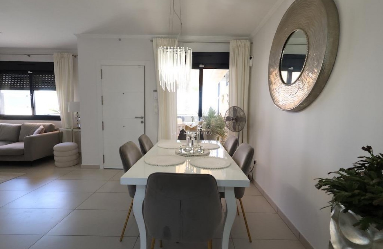 Resale - Duplex -
Orihuela Costa - Costa Blanca