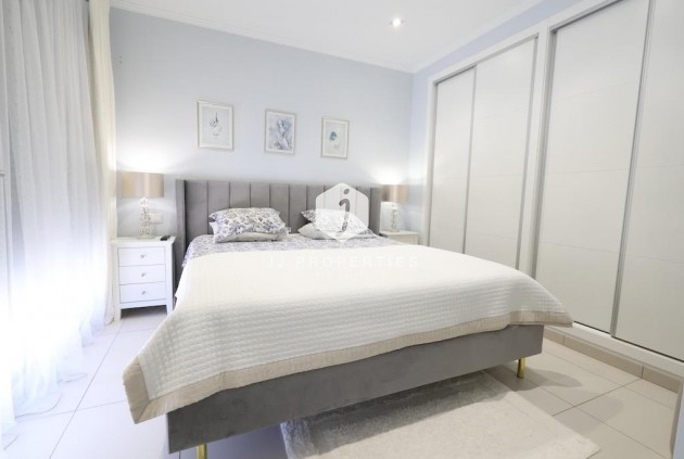 Resale - Duplex -
Orihuela Costa - Costa Blanca
